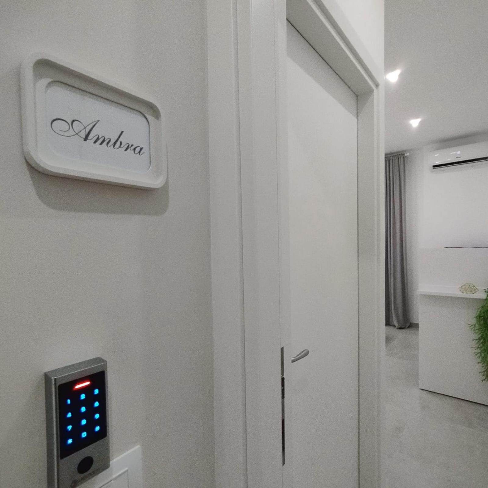 Agatha Modern Elegant Rooms Sant'Agata di Militello Exterior photo